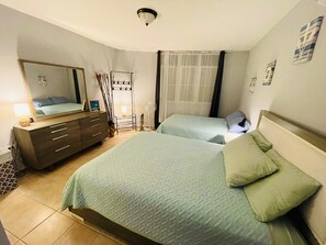 3 bedrooms, iron/ironing board, WiFi, bed sheets