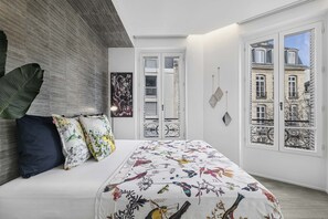 2 室のベッドルーム、アイロン / アイロン台、WiFi (無料)、ベッドシーツ