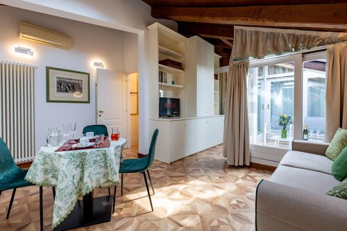 Villa Bottrigari  Terrace Spa Bath Apartment