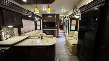 Smart-tv en een stereo