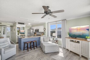 Smart TV - 2BR Gulf-View Condo + Pool & Beach Access - Magnolia House 201 (Destin)