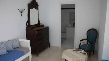 1 bedroom, in-room safe, free WiFi