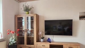 Unclassified image, 4 of 20, button - Großzügig & Gemütliche Ferienwohnung im Blumendorf Schülp. Für 4 Personen (Schülp)