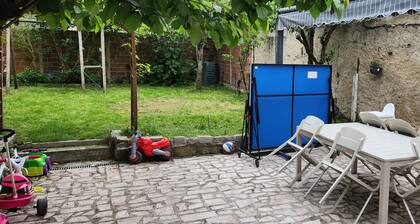 Studio Dépendance Quartier Tres Calme Proche de Paris