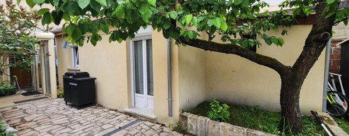 Studio Dépendance Quartier Tres Calme Proche de Paris