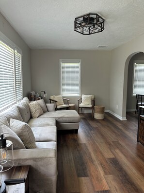 Smart TV, fireplace, books