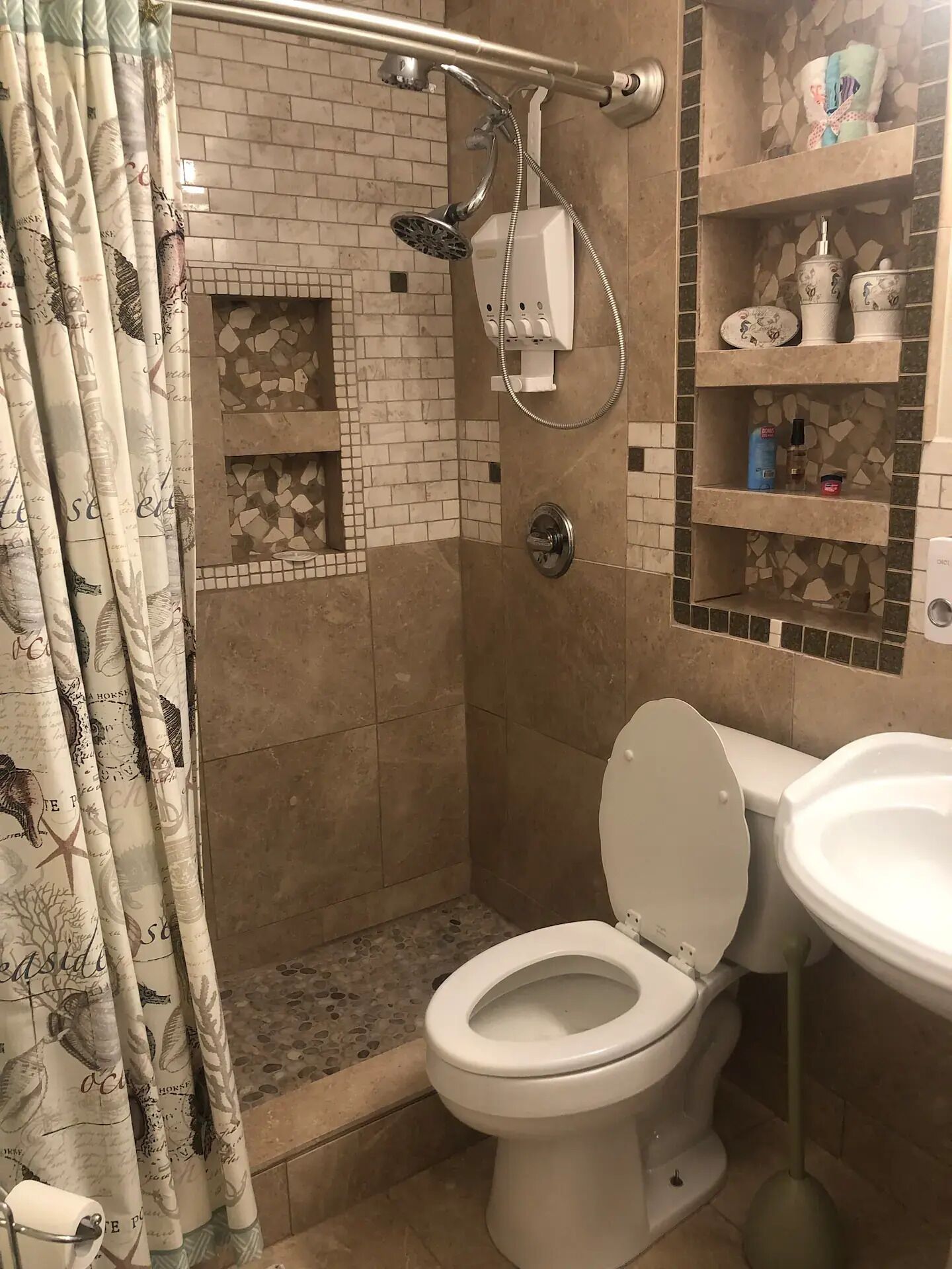Shower, bidet, toilet paper