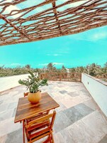 Suíte superluxo, 1 cama Queen, terraço | Vista do quarto