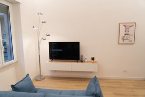 Smart TV - flaTminio - modern & nice apartment (Roma)