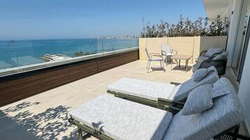Superior Triple Room | Terrace/patio