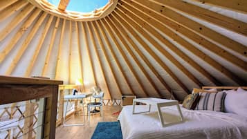2 Schlafzimmer, Schreibtisch, Reisekinderbett, kostenloses WLAN