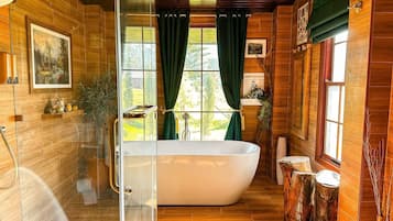 Villa, 3 Bedrooms, Non Smoking | Bathroom | Slippers