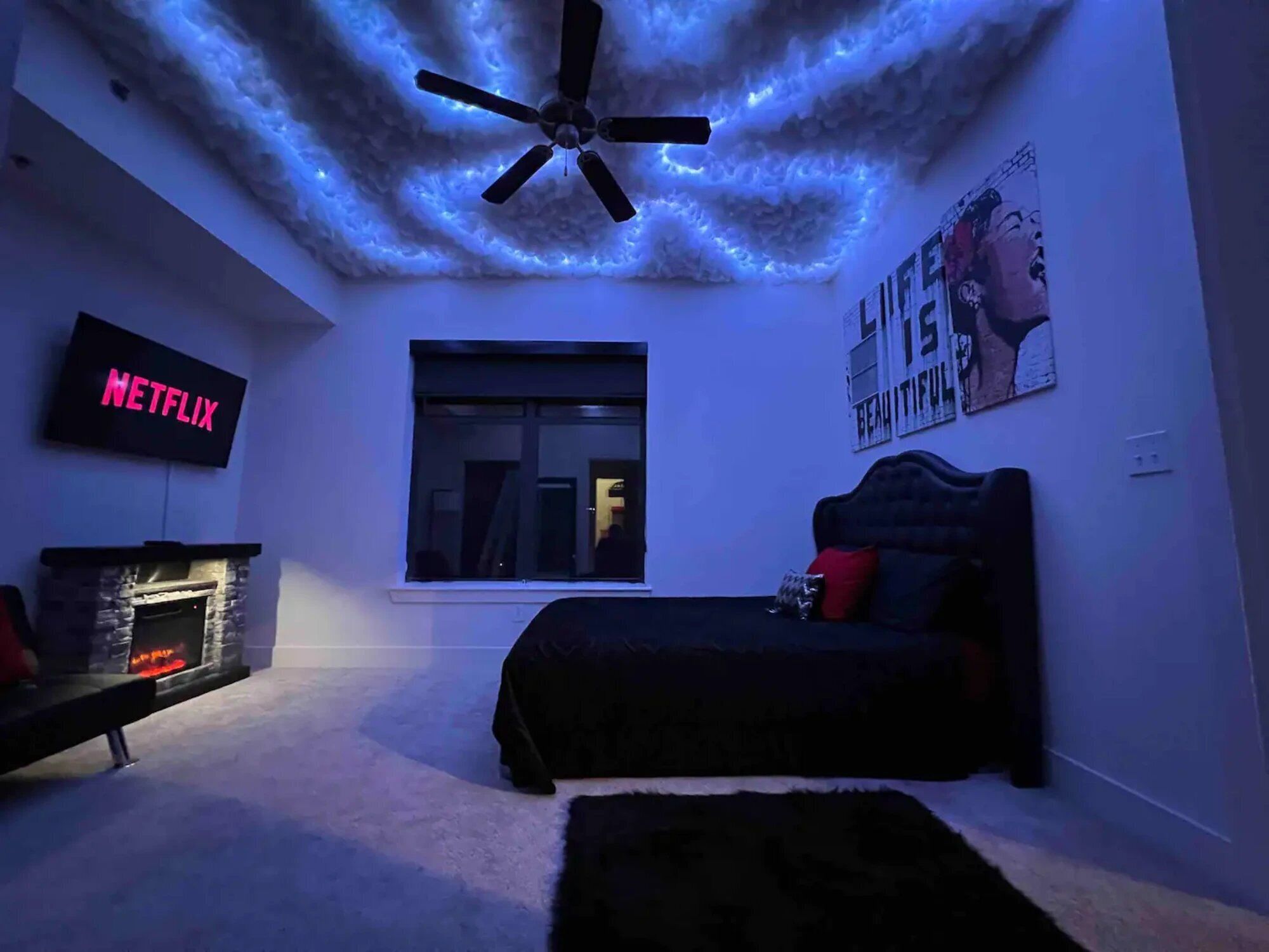 Vibrant & Luxurious City Getaway