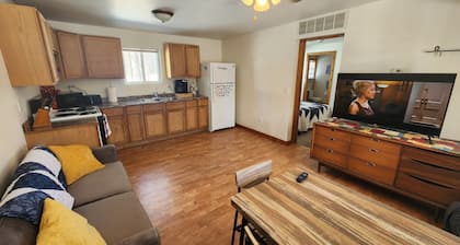 EV Ready Keweenaw 1BR Near MTU – Great Basecamp for Exploring & Hiking