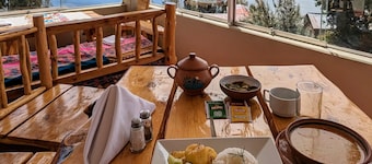 Amantani Samary Lodge