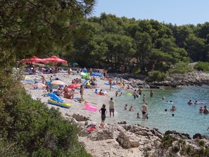 Beach nearby, beach towels - Heated infinity pool,  family apartment by pool side with panoramic sea view  A1 (Okrug Gornji)