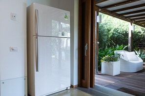 Interior - Prestigious seaside villa with parking spaces (Santa Margherita di Pula)