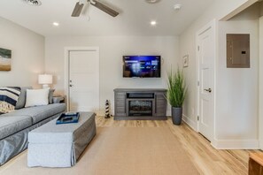 Smart TV, stereo