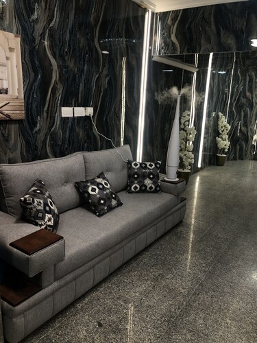 Al Ghazali Suites