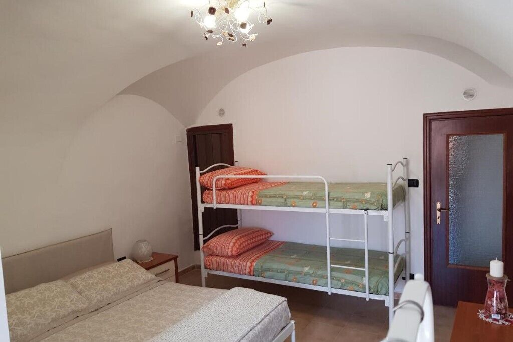 1 Schlafzimmer, Reisekinderbett, kostenloses WLAN, Bettwäsche