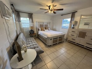 1 soverom, strykejern/-brett, wi-fi og sengetøy