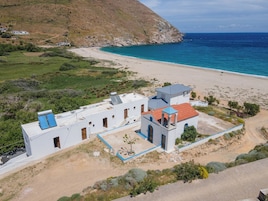 Beach/ocean view