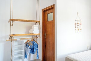 Deluxe Triple Room, Lanai, Sea View | Free WiFi, bed sheets