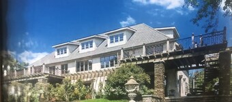 Chautauqua 2 BR Lakefront Apartment