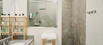 Private apt, king bed, full kitchen, huge shower.