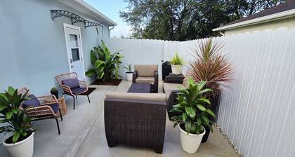 Private apt, king bed, full kitchen, huge shower.
