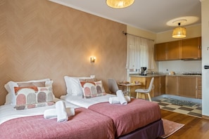 1 bedroom, iron/ironing board, travel crib, free WiFi