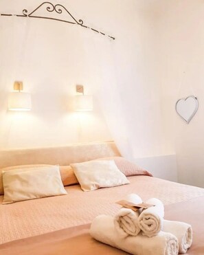 经典客房 | 意大利 Frette 床单、高档床上用品、羽绒被、特色家居