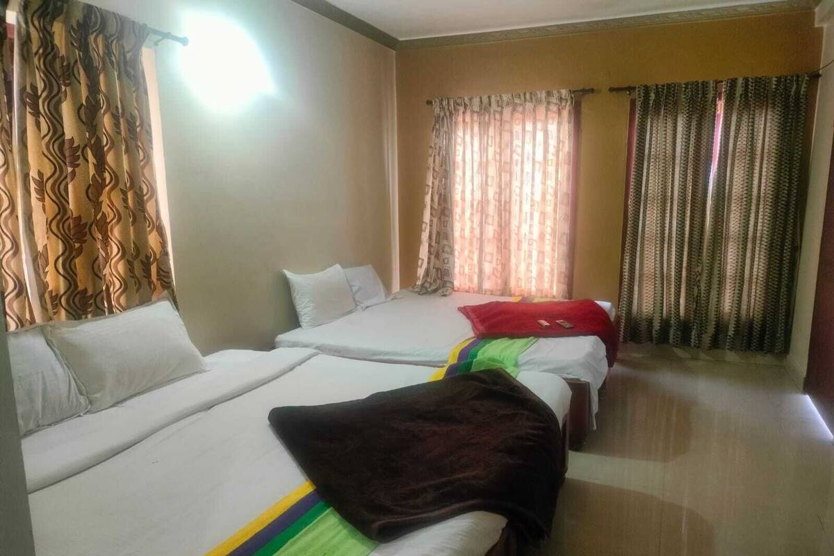 Family Room | 1 bedroom, soundproofing, free WiFi, bed sheets