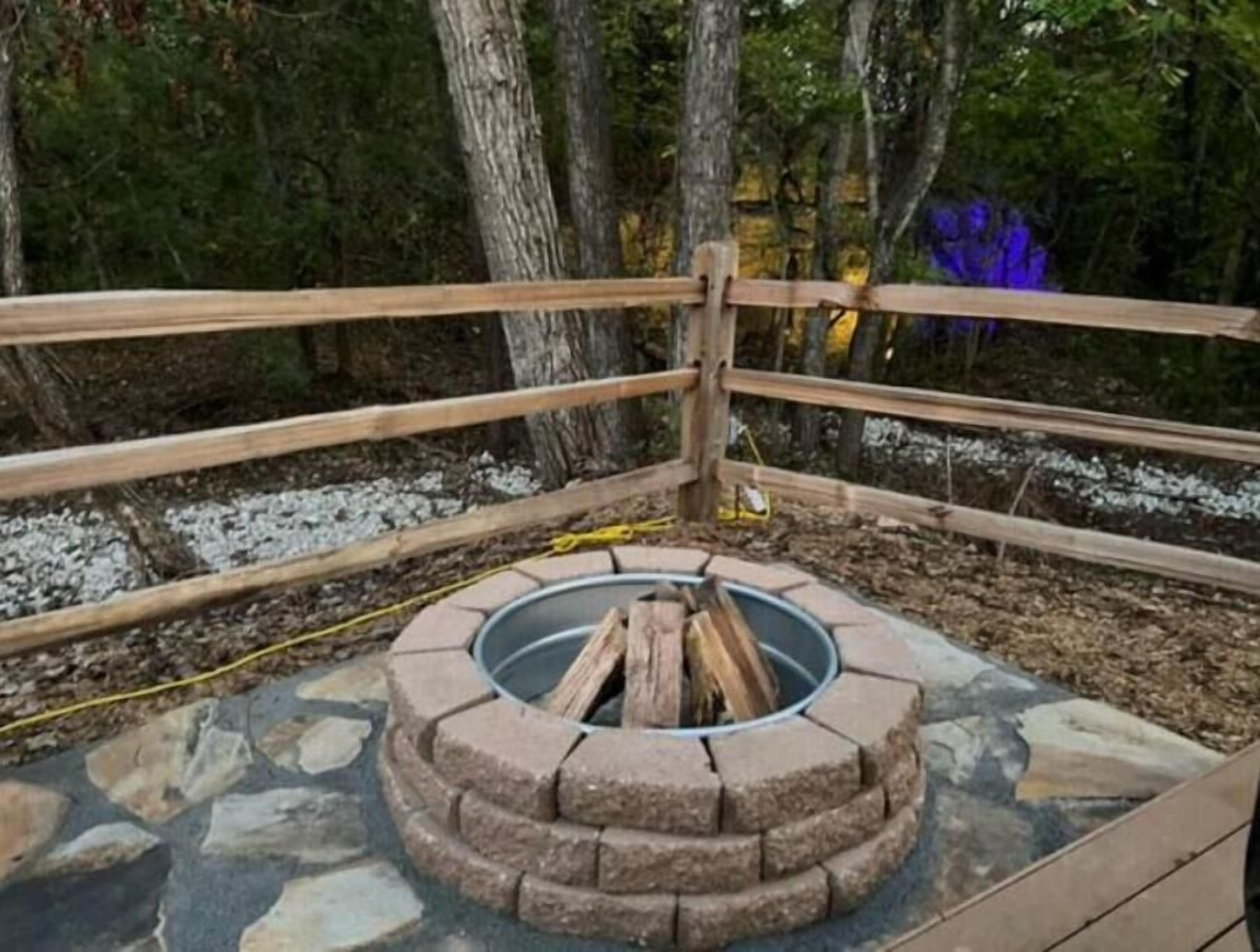 Bañera de hidromasaje al aire libre