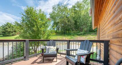 Secluded 5 BR Modern Cabin, 120 acres. New River Trail, Claytor Lake, VA tech