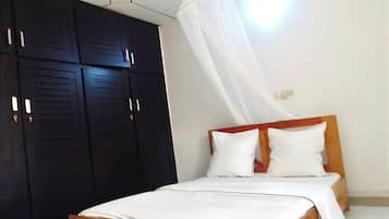 2 Schlafzimmer, Bügeleisen/Bügelbrett, WLAN, Bettwäsche