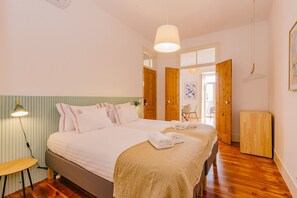 4 chambres, fer et planche à repasser, lit parapluie, Wi-Fi gratuit
