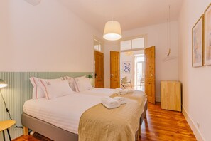 4 bedrooms, iron/ironing board, travel cot, free WiFi