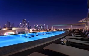 Outdoor pool - Damac Mall Street near Burj Khalifa (Dubai)