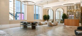Elite Terrace - Spacious Apt w Terrace