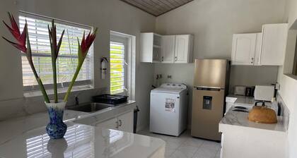 2 bedroom 2bathroom near Holetown