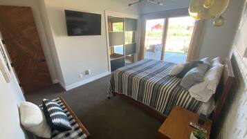 2 bedrooms, free WiFi