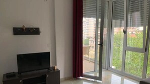 Unclassified image, 4 of 11, button - Gino's Apartment (Sarandë)