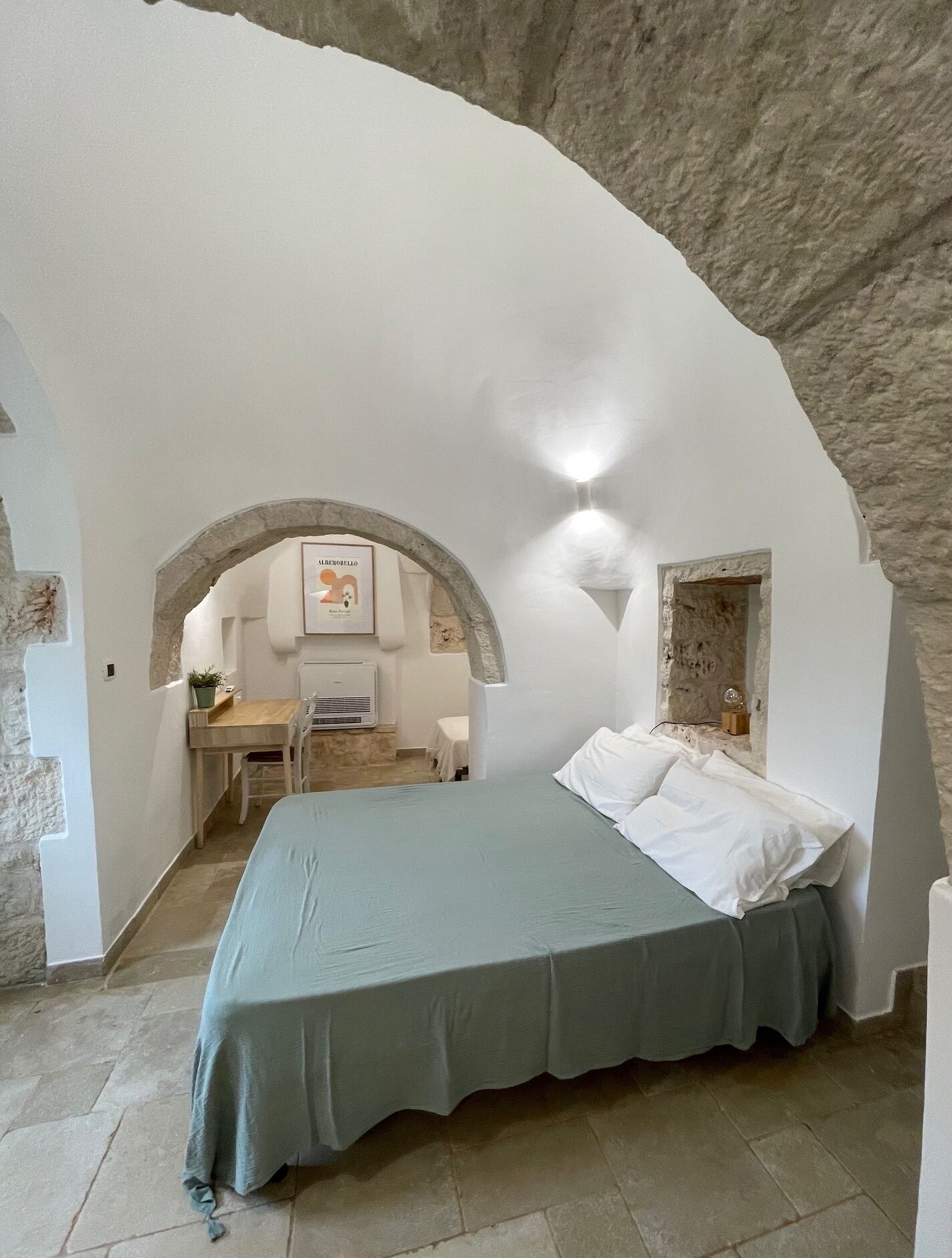 4 Schlafzimmer, Schreibtisch, Bügeleisen/Bügelbrett, Reisekinderbett