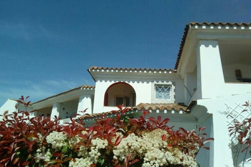 casa a 800 metri dal mare tra porto san paolo e san teodoro isola tavolara 