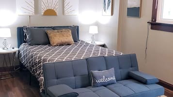 1 bedroom, free WiFi, bed sheets