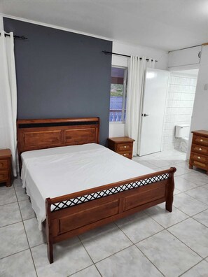 1 quarto, ferros/tábuas de passar roupa, Wi-Fi, roupa de cama