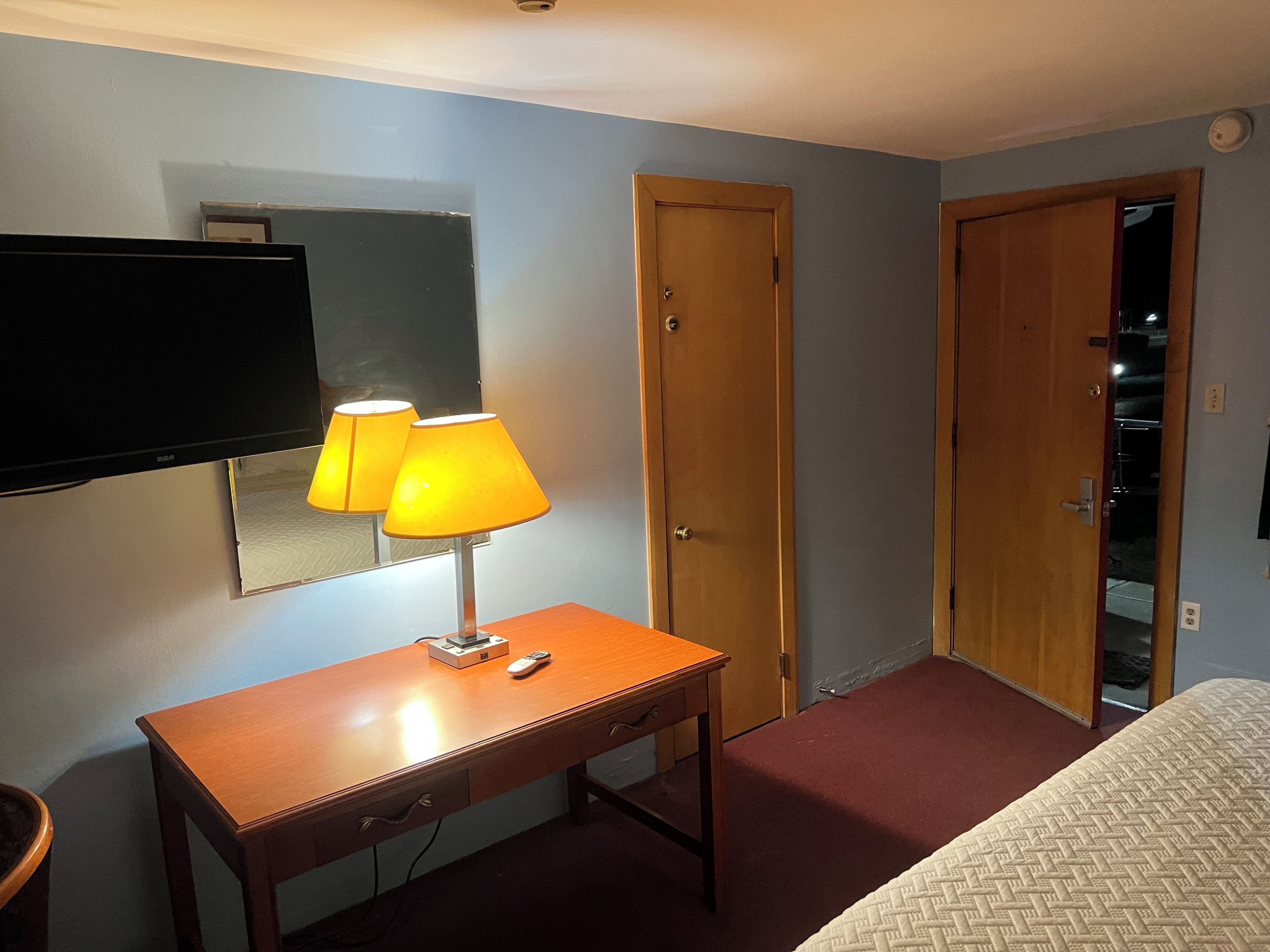 Room, 1 King Bed, Non Smoking