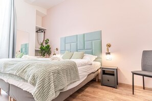 1 bedroom, WiFi, bed sheets