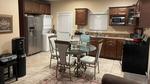 Unclassified image, 3 of 23, button - Affordable guest house  (Perris)